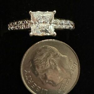 NIB 2.6g CZ 925 GP Square Elegant Silver Diamond Ring